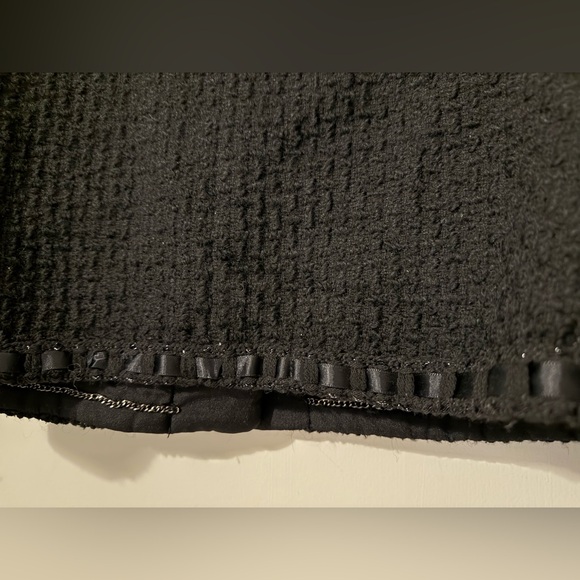 Elegant Black Tweed Jacket classic sophistication modern elegance size medium - Picture 8 of 16